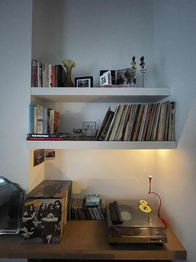 Studio Dageraad Antwerp Luaran gambar