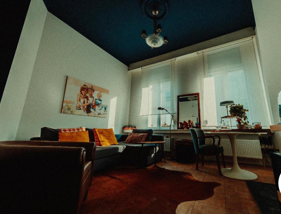 Studio Dageraad Antwerp Luaran gambar